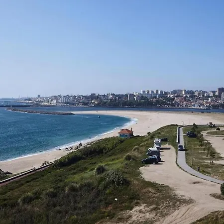 Feel Clerigos Charm Flat 2 3 Apartment Porto
